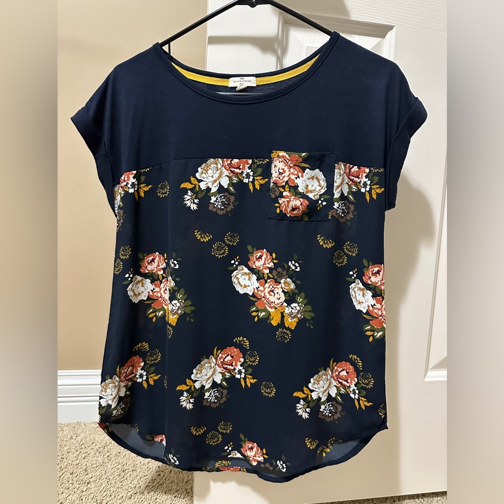 Mason Belle Women’s Size Small Top